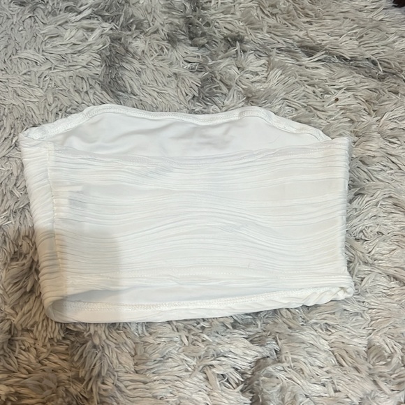 Shein Basic Tube Top - Picture 2 of 4